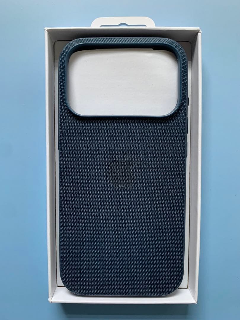 美品iPhone 17Pro 即日発送 テックウーブンケース ブルー