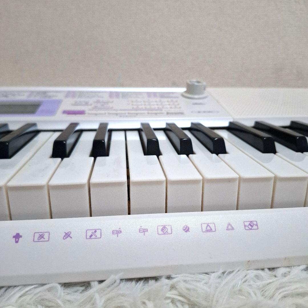 【送料無料】CASIO カシオ 光ナビゲーションキーボード LK-122