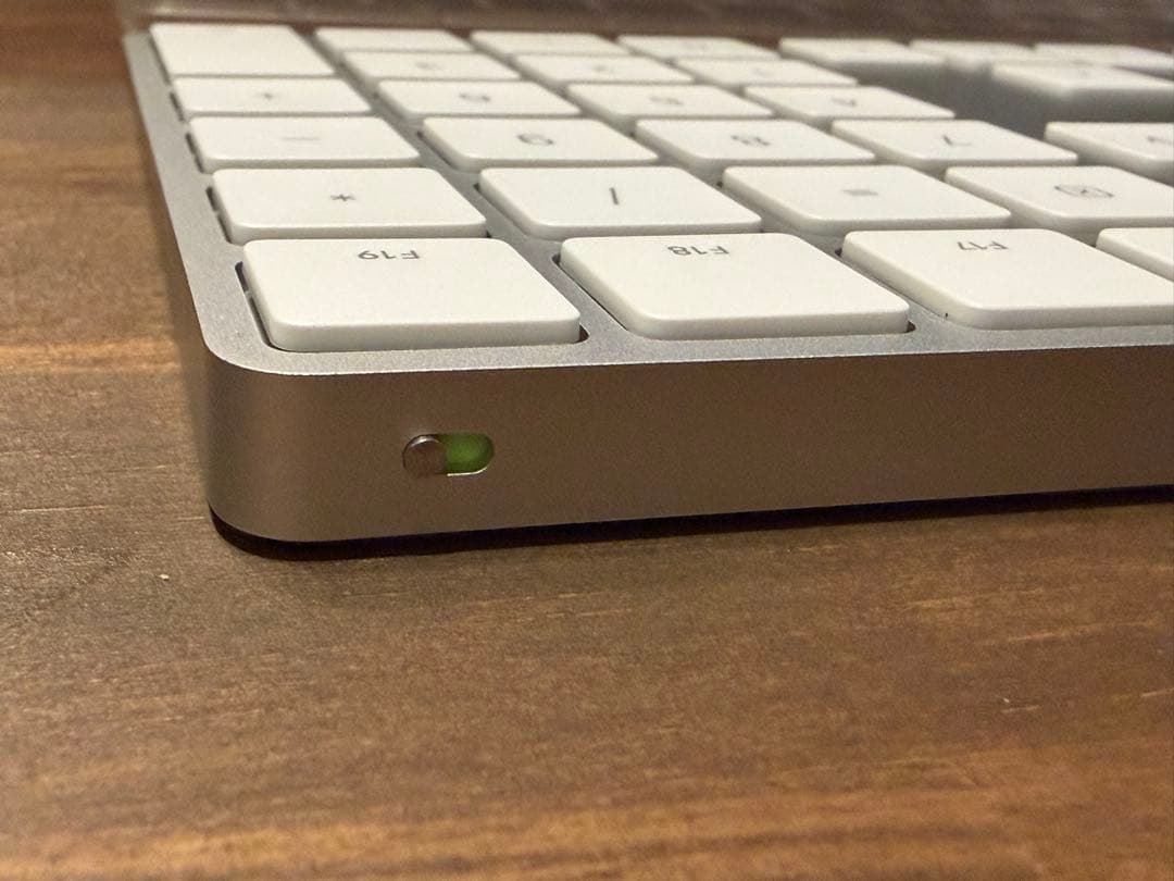 【超美品】Apple Magic Keyboard テンキー付(JIS)