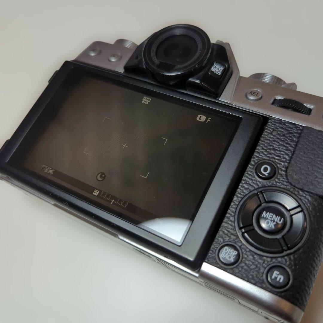 富士フイルム　Fujifilm X-T10 ミラーレスカメラ ボディ
