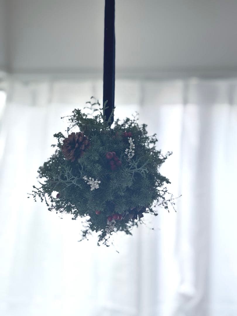 ⁂森の香り⁂ フレッシュクリスマスボールリース