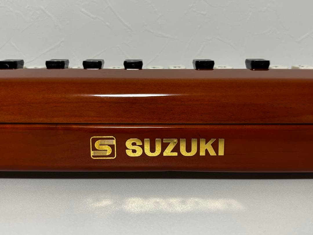 【良品】SUZUKI 電気大正琴 こはく ソプラノ CHK-1