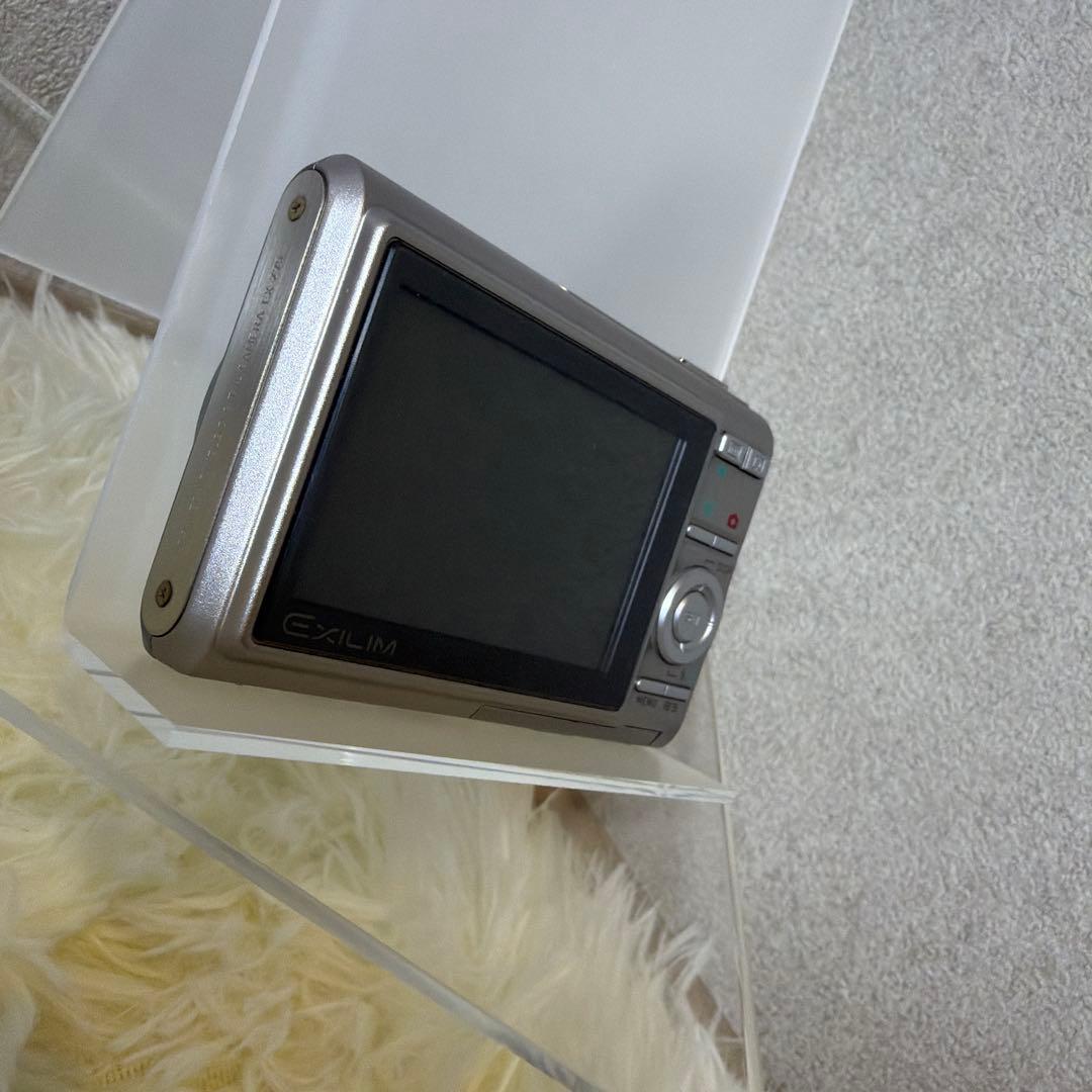 希少品【動作良好】CASIO カシオ EXILIM EX-Z75 レトロコンデジ