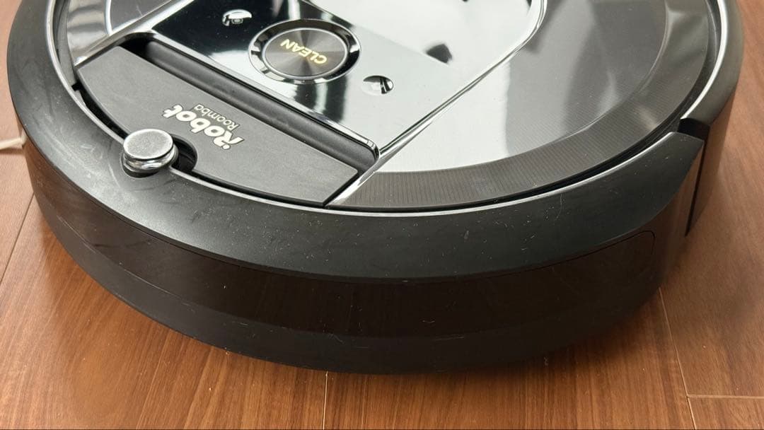 Roomba i7 自動ゴミ収集機能付き 初期化・清掃済み