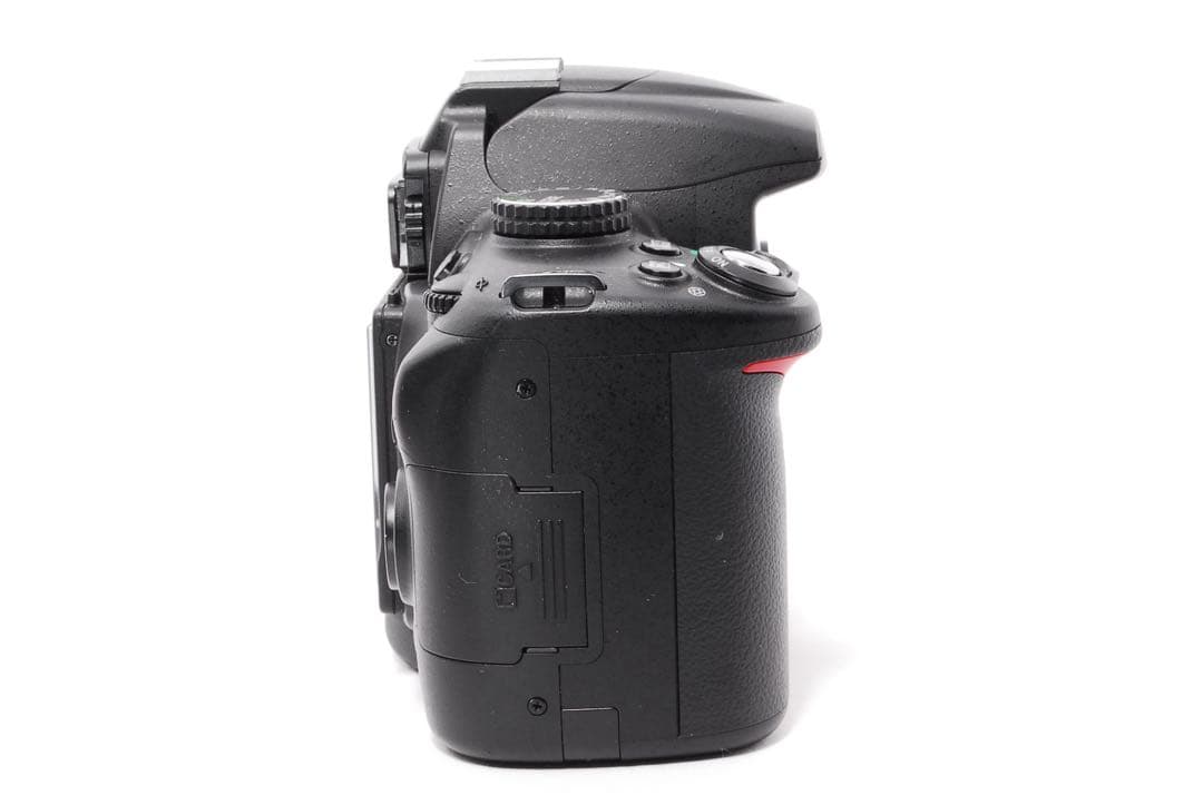 ショット数少なめ◆Nikon D5000◆一眼レフカメラ◆手ぶれ補正＆望遠レンズ