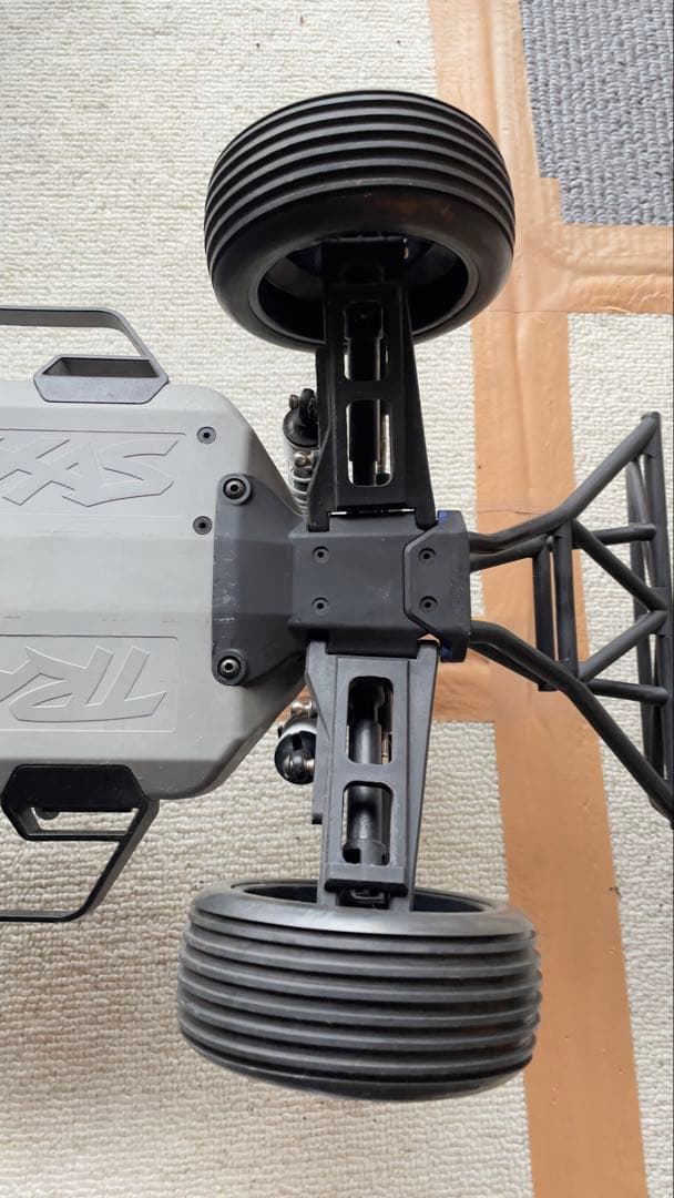 トラクサス スラッシュ 100キロ＋ 特別仕様 1/10 sc 4×4VXL