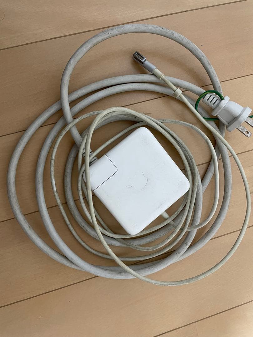 Apple MacBook Pro 2011 SSD換装済み（純正HDD付属）