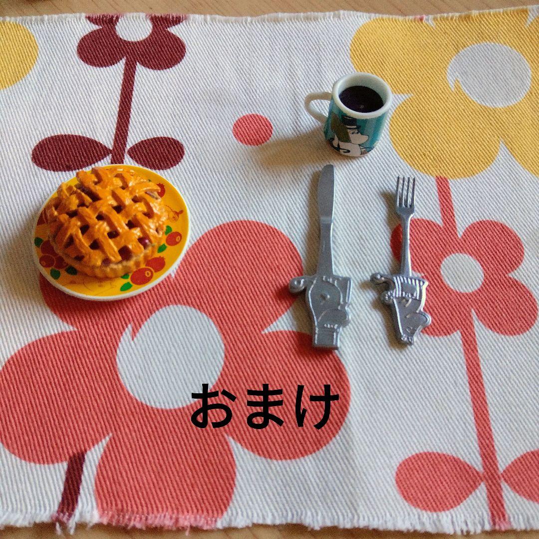 ムーミンフィギュア＆木製家具（カントリー風）＆おまけ付きミニチュアセット