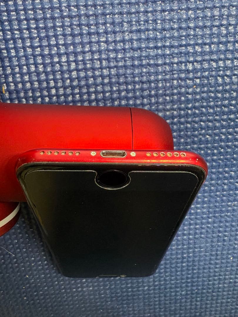 iPhone SE2 第二世代 レッド SIMフリー