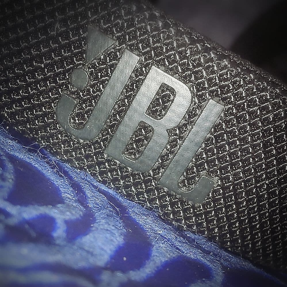 JBL LIVE460NC ブラック　ワイヤレスヘッドホン 新品生産終了入手不可