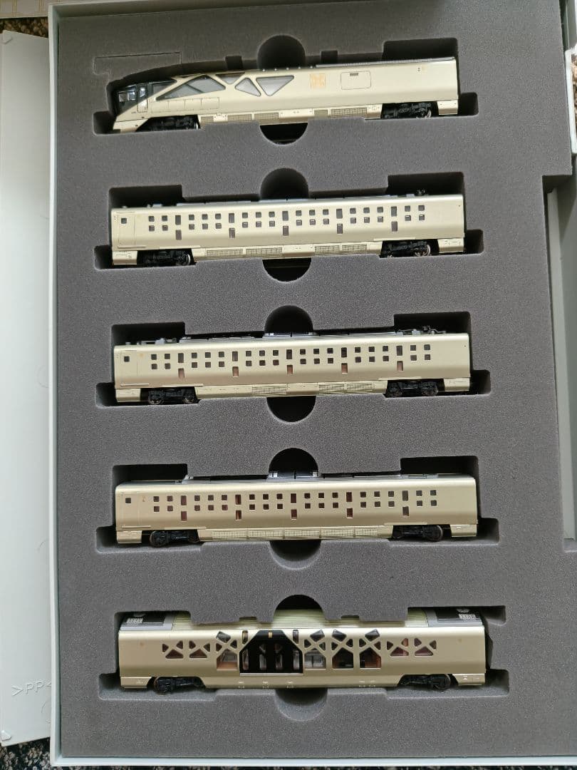 トミックス JR東日本 E001形「TRAIN SUITE 四季島」10両限定品
