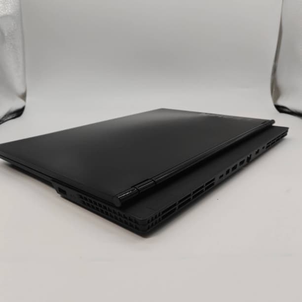 GTX1050Ti 第8世代i7 20GB バッテリ◎ フルHD 15 オフィス