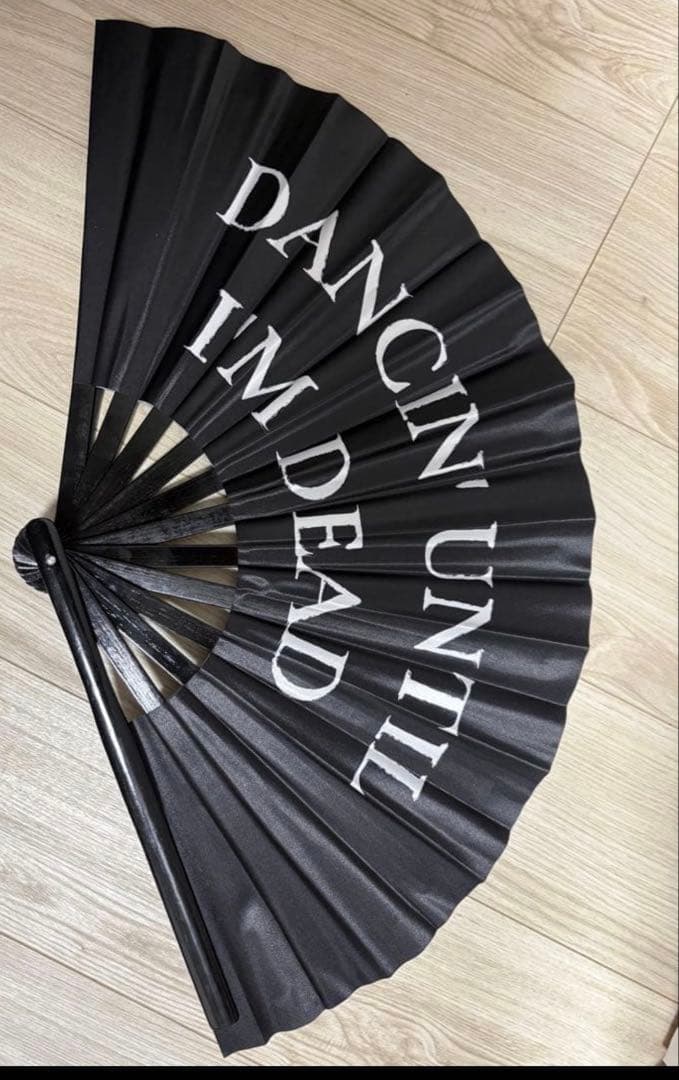 レディガガ　DANCIN' UNTIL I'M DEAD 扇子