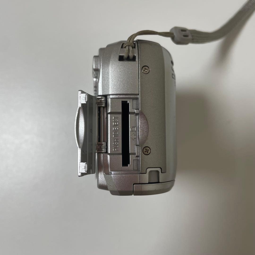 Nikon COOLPIX E5600 シルバー 動作確認済み