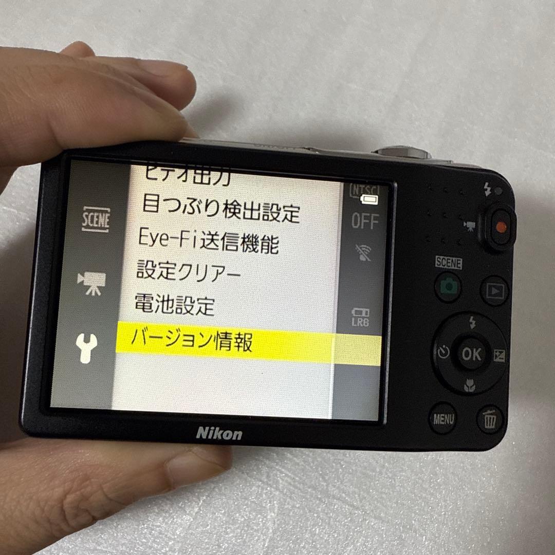 ❗️激安価格❗️デジカメ　本体　Nikon Coolpix L30