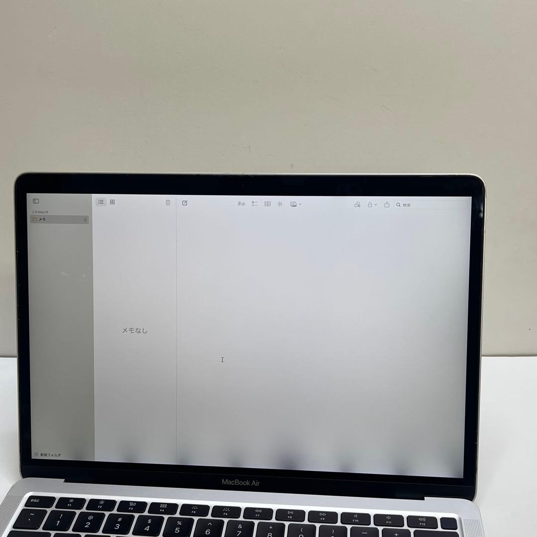 MacBook本体 Macbook Air 2020 13.3inch i5 8GB SSD256