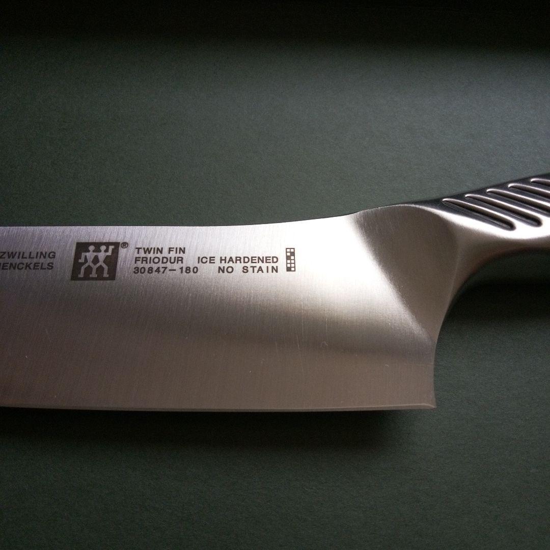 ツヴィリング　三徳包丁　未使用品　箱なし　J.A.Henckels 18cm