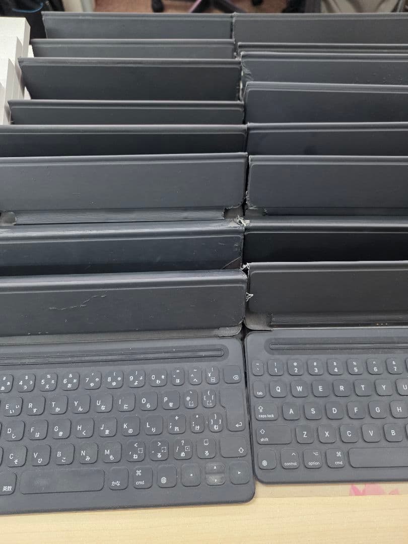 iPad Smart Keyboard(純正) 16台