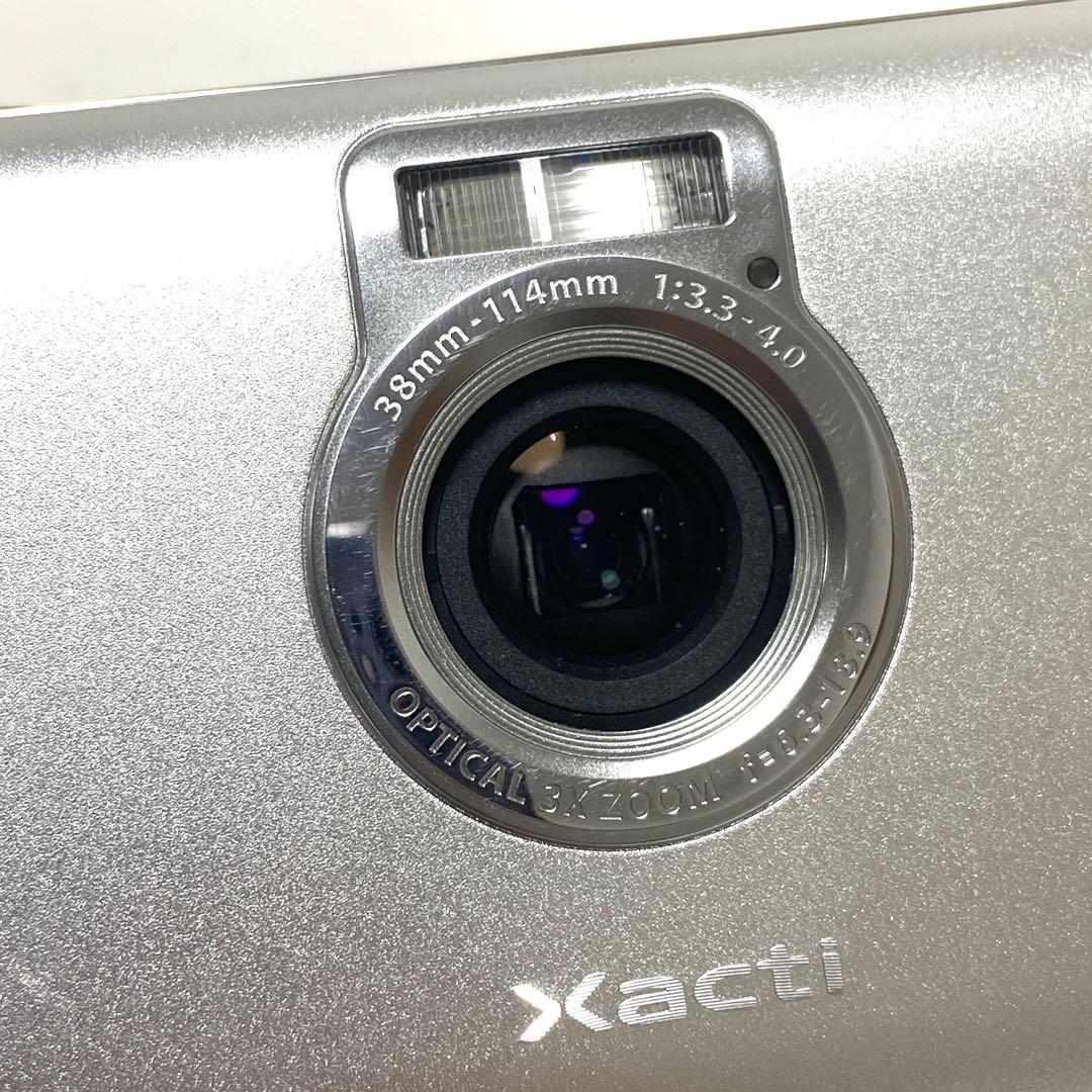 SANYO Xacti DSC-E6 コンパクトデジタルカメラ シルバー