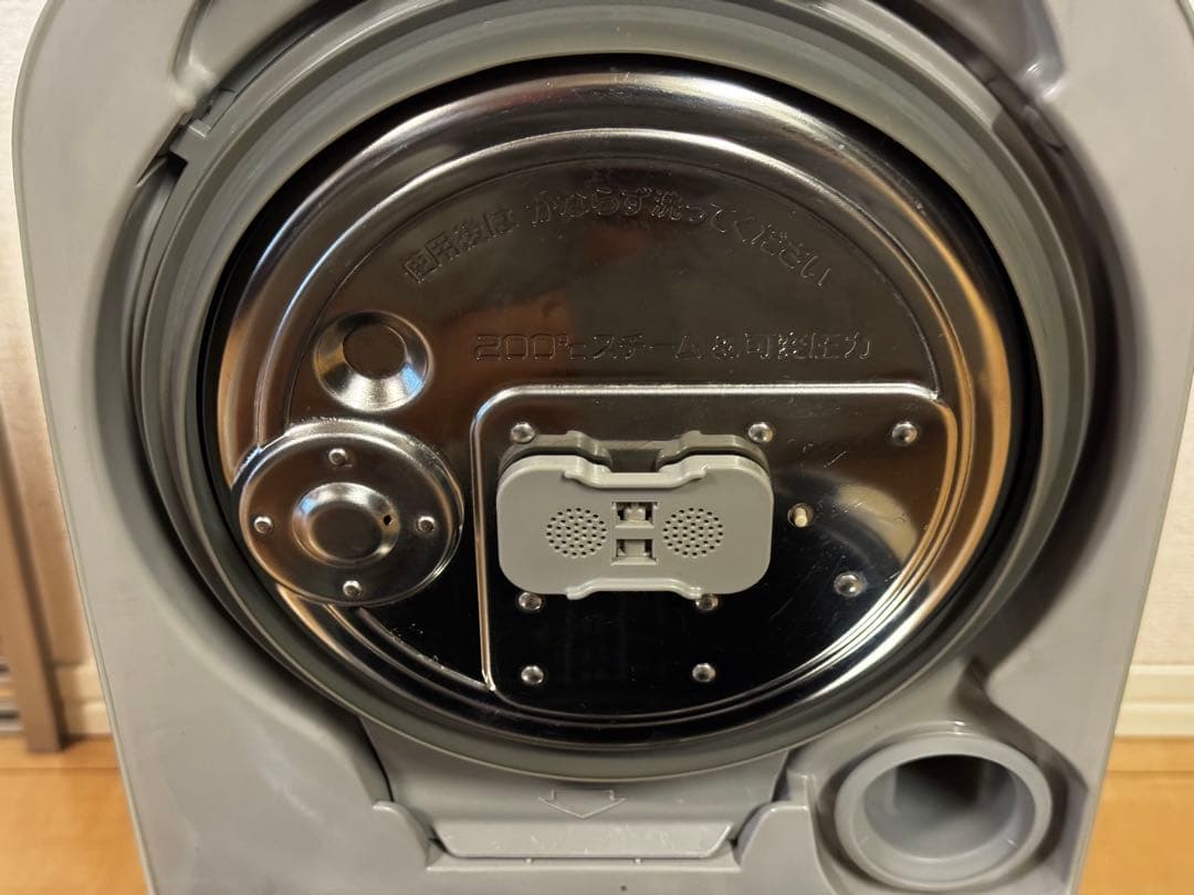 パナソニックPanasonic スチーム可変圧力IH 炊飯器　SR-SPX103