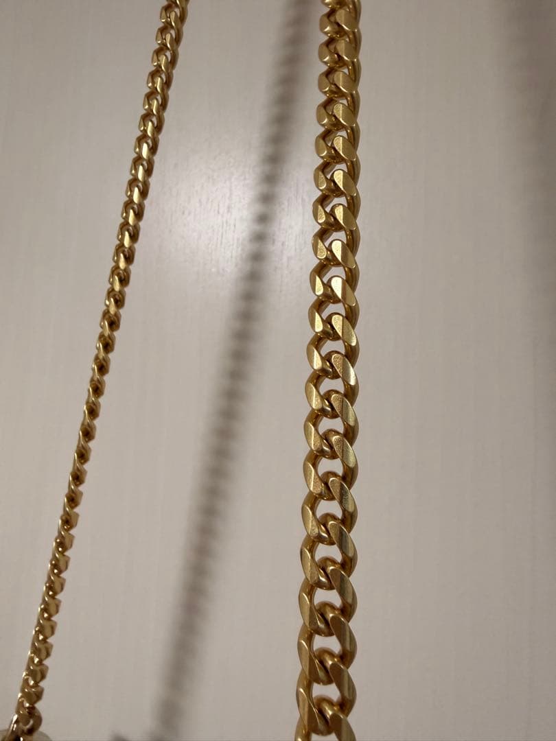 Celine ノベルティホワイト フラップショルダーバッグ ゴールド金具