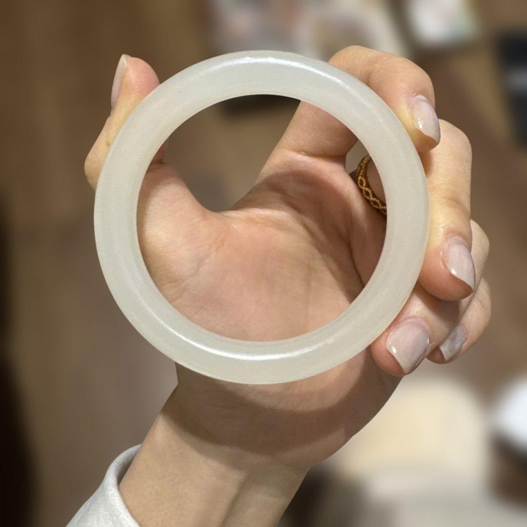 和田玉 白玉バングル 新品未使用 箱付き 上品 シンプル
