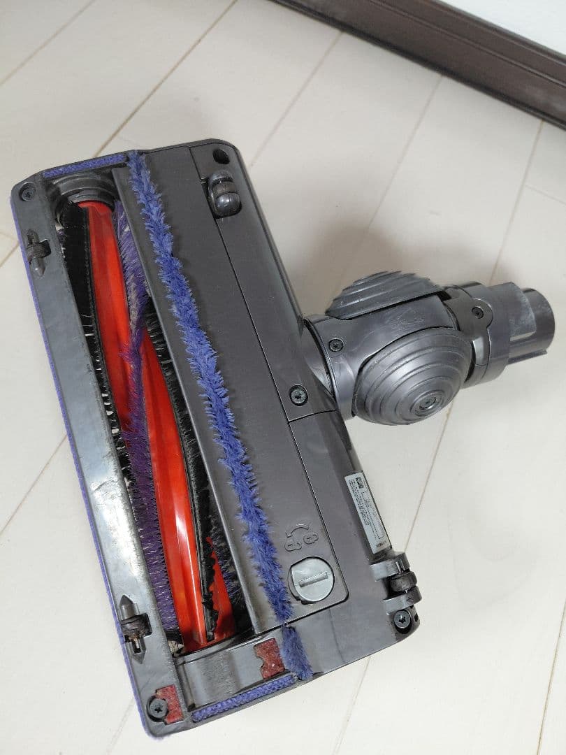 Dyson V6 コードレス掃除機 サイクロン式 スタンド付き