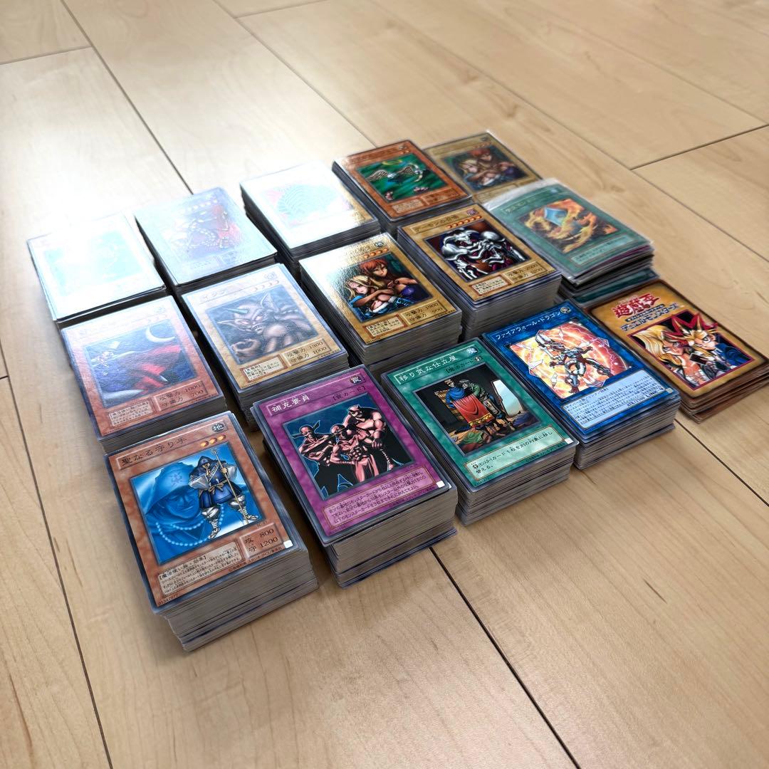 遊戯王まとめ売り約1100枚