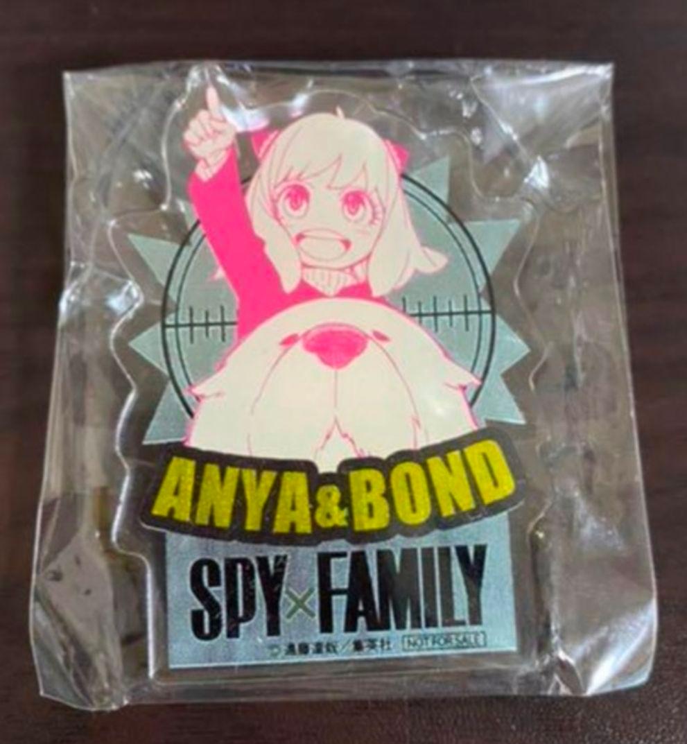 SPY×FAMILY 箔入り　アーニャ　アクリルバッジ　非売品