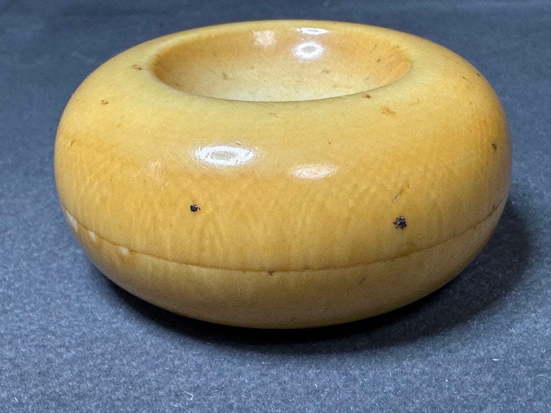 極上　根付　饅頭　天然素材　アンティーク　和彫　置物　骨董　飾り物　古美術品
