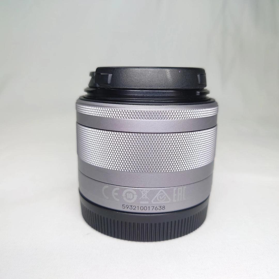 Canon EOS M100 ホワイト ミラーレス一眼 EF-M 15-45mm
