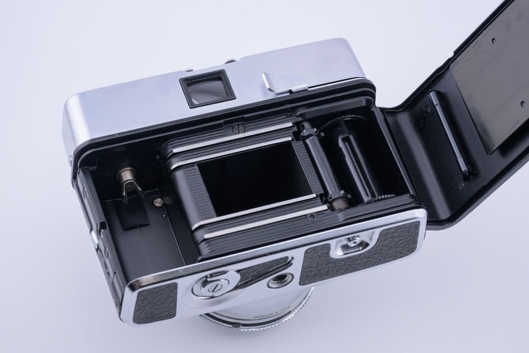 フィルムカメラ ZeissIkon Contessa LK