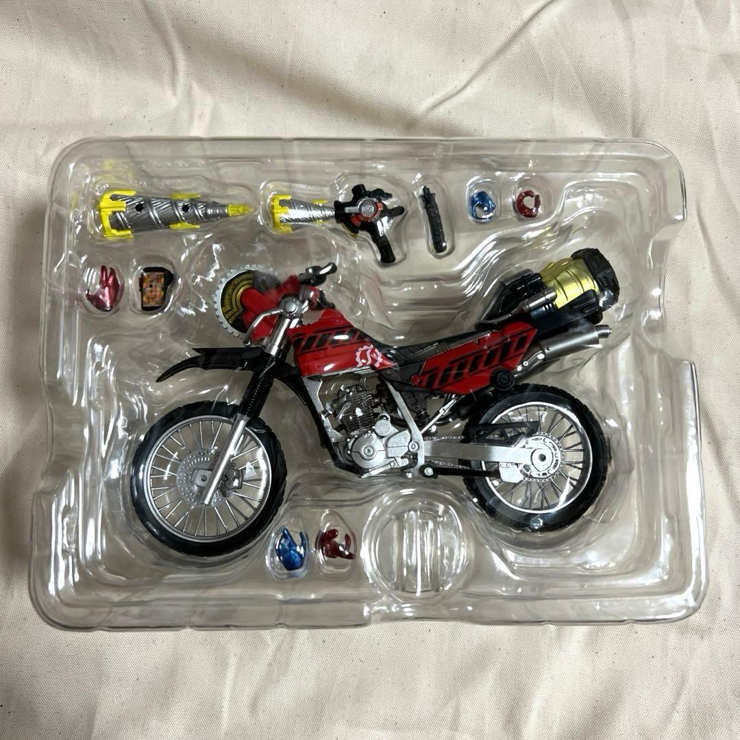 S.H.Figuarts 仮面ライダービルド　マシンビルダー&パーツセット