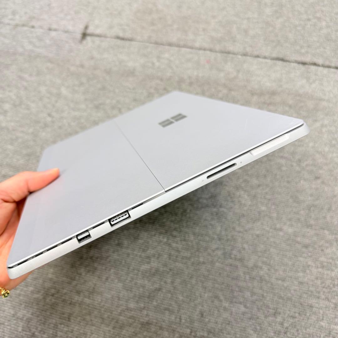 Windowsタブレット本体 Microsoft Surface Pro 5 4GB / 128GB LTE