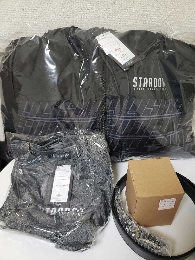 【新品】スターダム×アベイル ハッピーバッグ5点セット 　岩谷麻優　LLサイズ