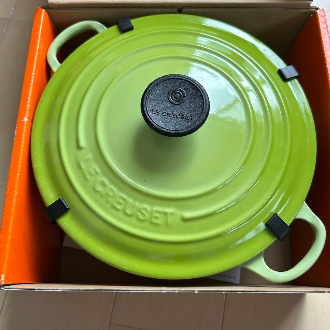 LE CREUSET グリーン ホーロー鍋