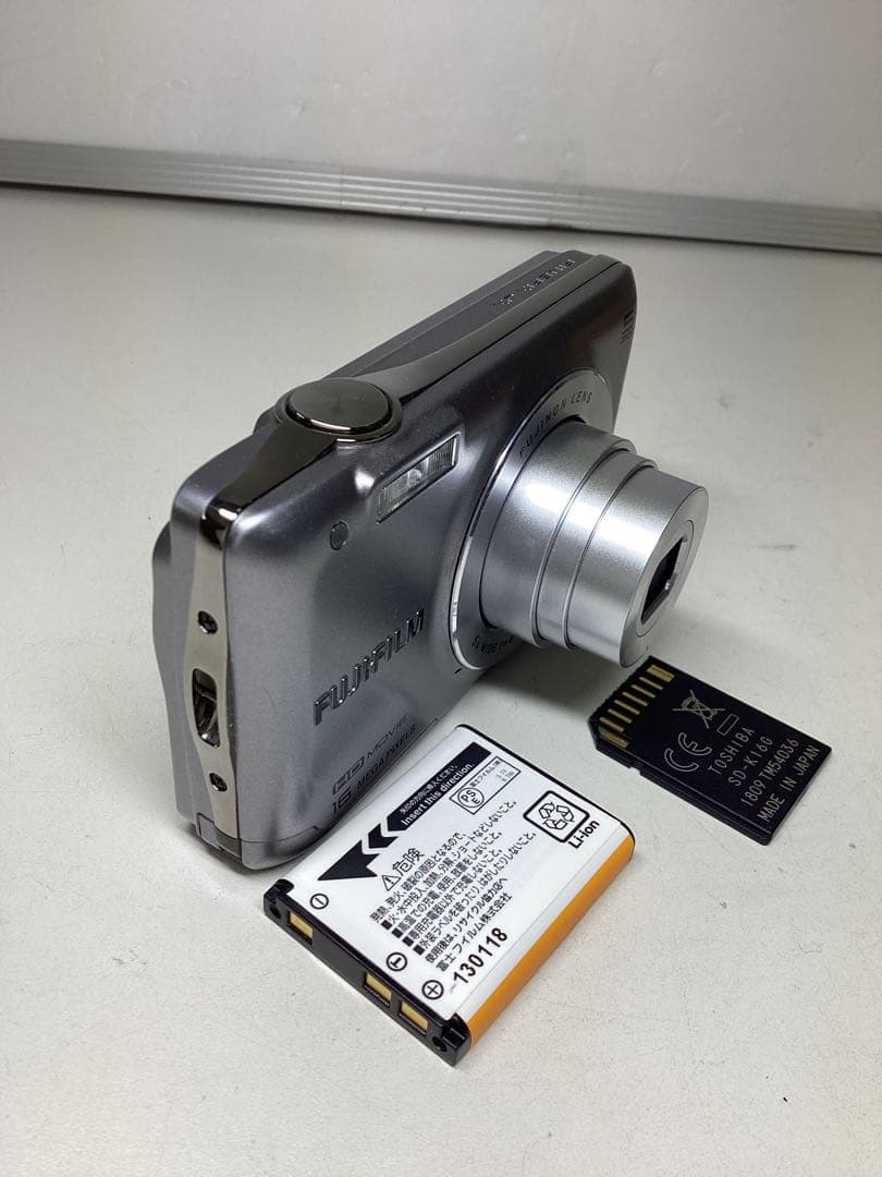 い*し様 FUJIFILM FINEPIX JX680コンパクトデジタルカメラ