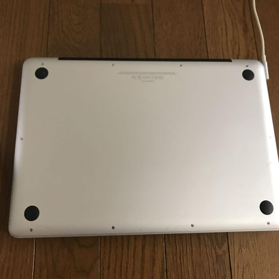 W*t様 MacBook Pro2011 late 13.3 物理でアクセサリ使