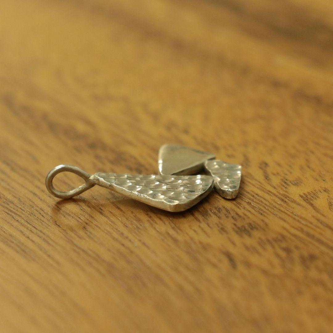 槌目プレートペンダント　ハンドメイド　ネックレス