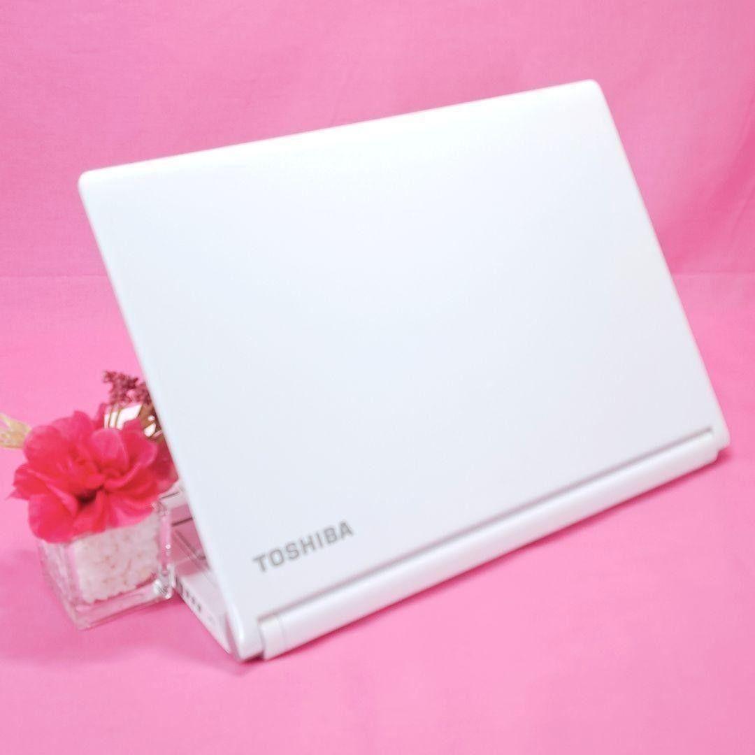 D33 小型 東芝ノートパソコン 第6世代i3/SSD/8G Windows11