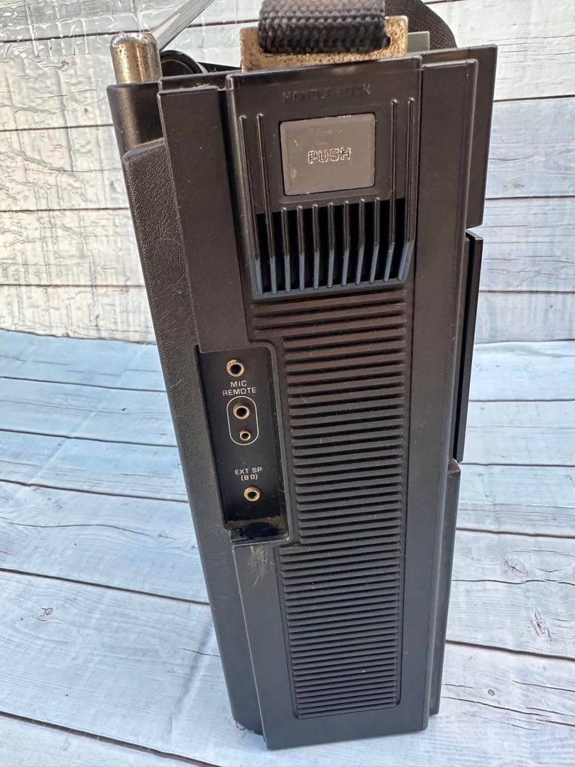 ナショナルのBCLラジカセ「RQ-585」(H50)