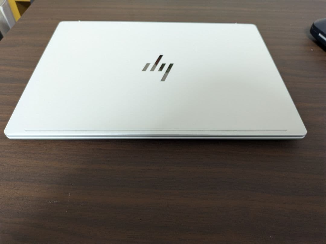 【ほぼ新品】HP OmniBook 7 Aero 13-bg 1000AU