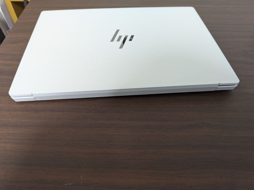 【ほぼ新品】HP OmniBook 7 Aero 13-bg 1000AU