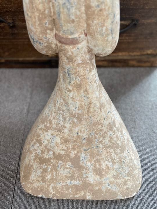 漢代女俑
