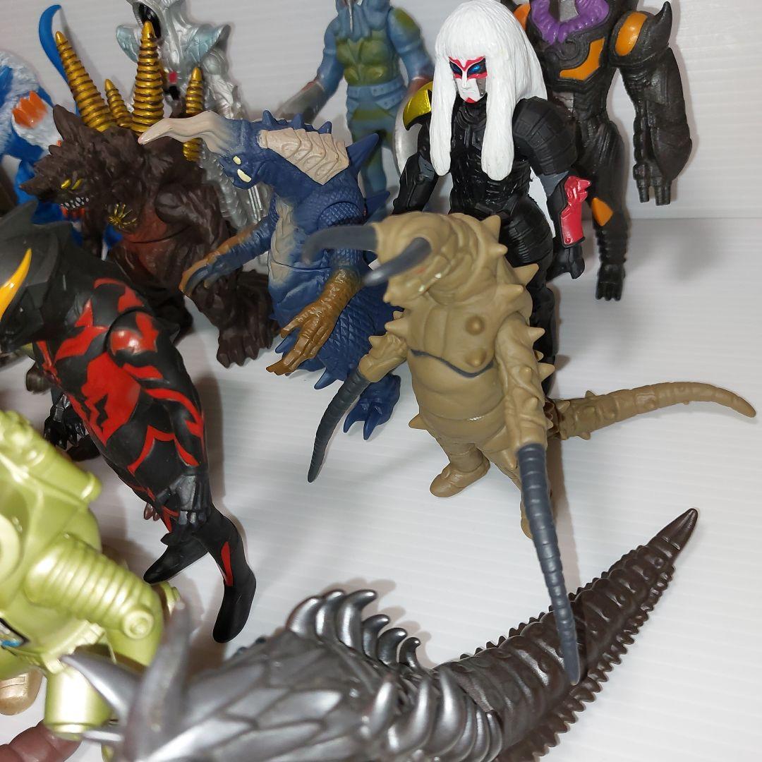 ウルトラマン　怪獣シリーズ　ウルトラ怪獣500　35体　まとめ売り！