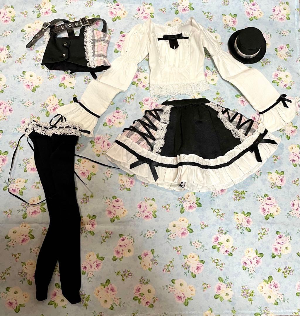 秋葉原ガールズモエのゴスドレスセット