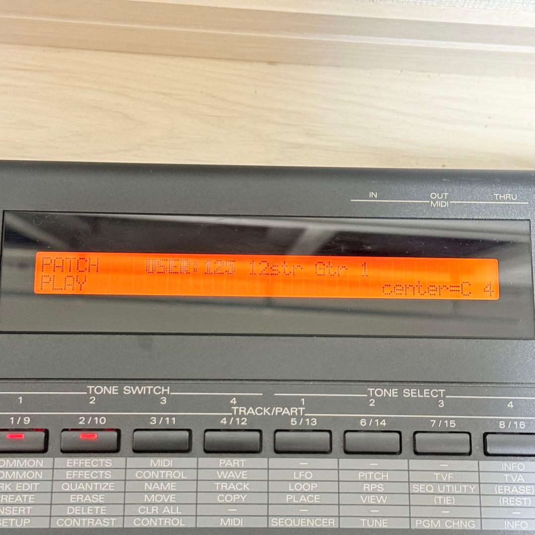 動作品　XP-50 ROLAND ローランド　シンセサイザー