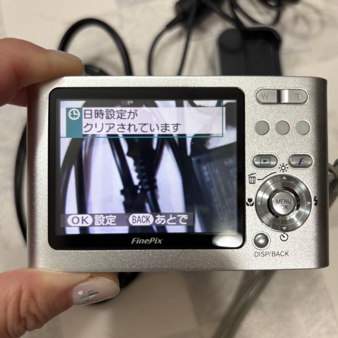 FUJIFILM FINEPIX Z2 デジタルカメラ 付属品あり