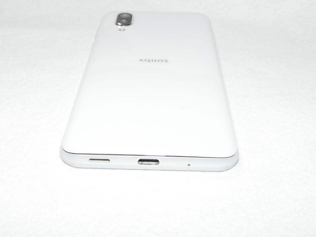 SHARP AQUOS sense3 plus 901SH SIMフリー 難あり
