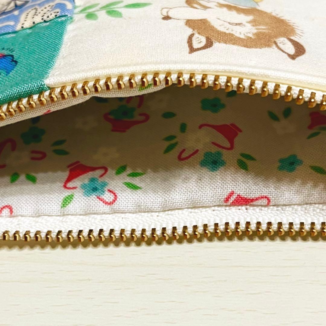 ハンドメイド　パッチワークキルト　ぺたんこポーチ　ポーチ